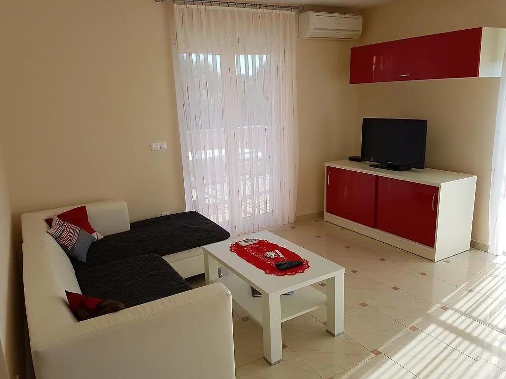 Apartments Simag Banjole 0*,